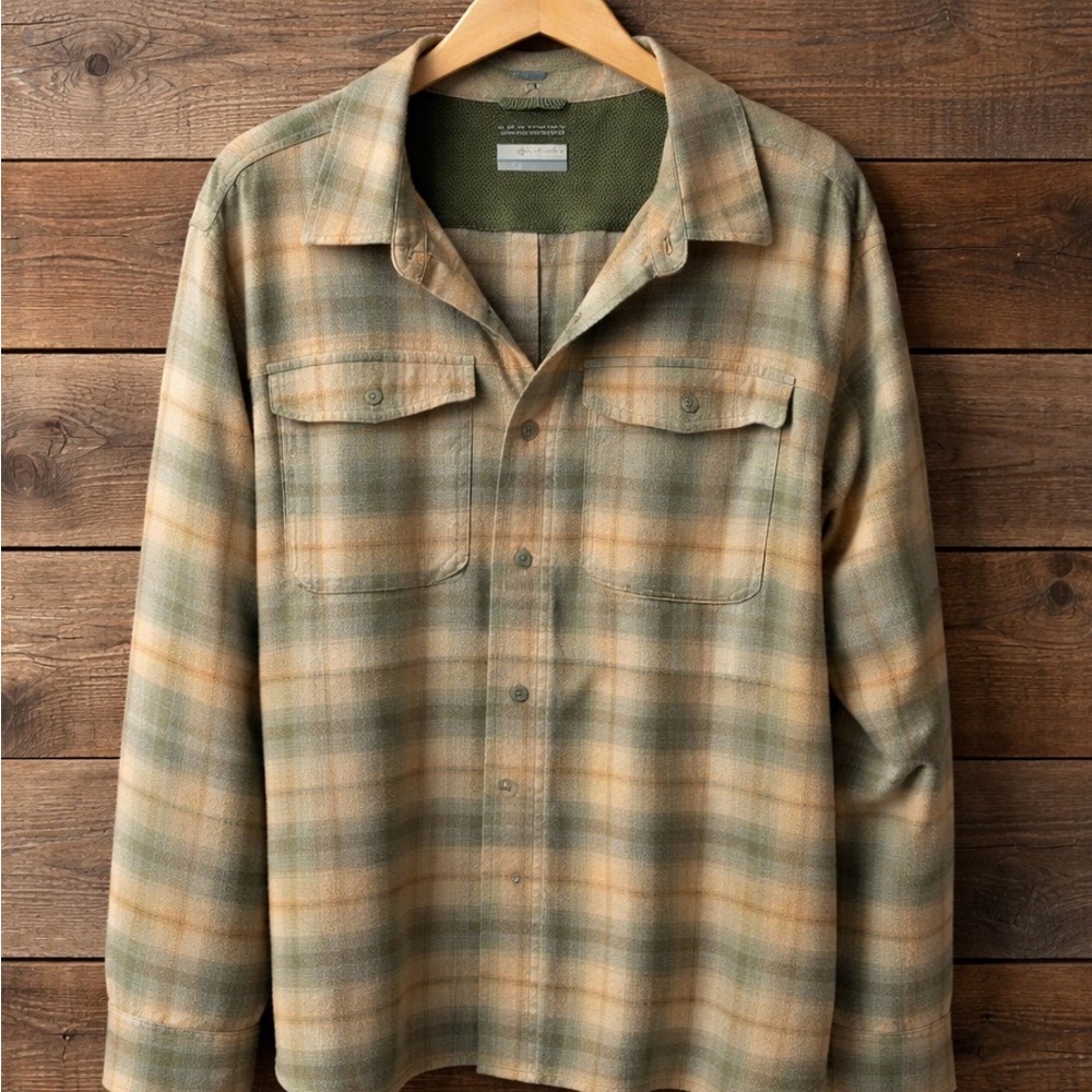 Columbia Omni-Wick Olive Green Mesh Performance Shirt